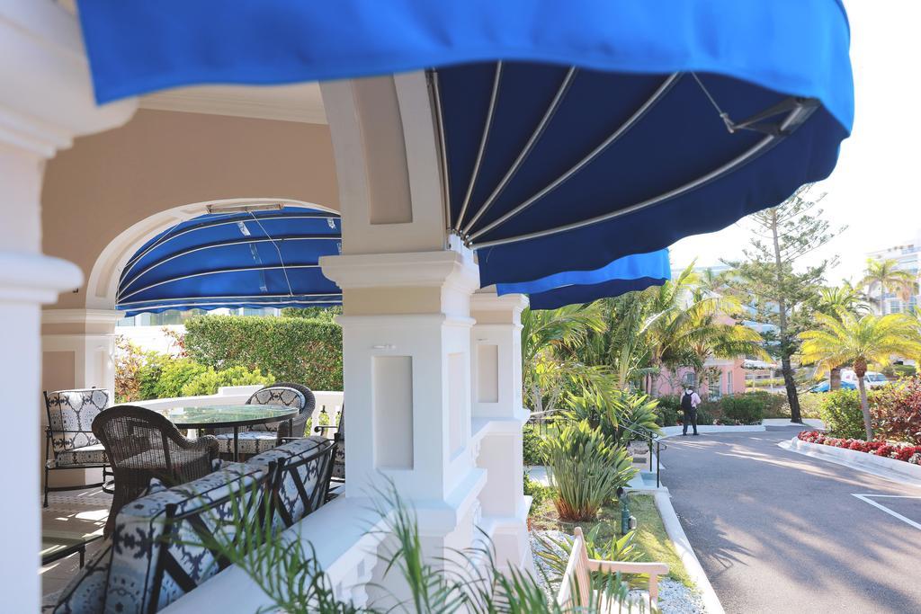 Rosedon Hotel Pembroke Екстериор снимка