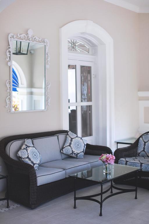Rosedon Hotel Pembroke Екстериор снимка