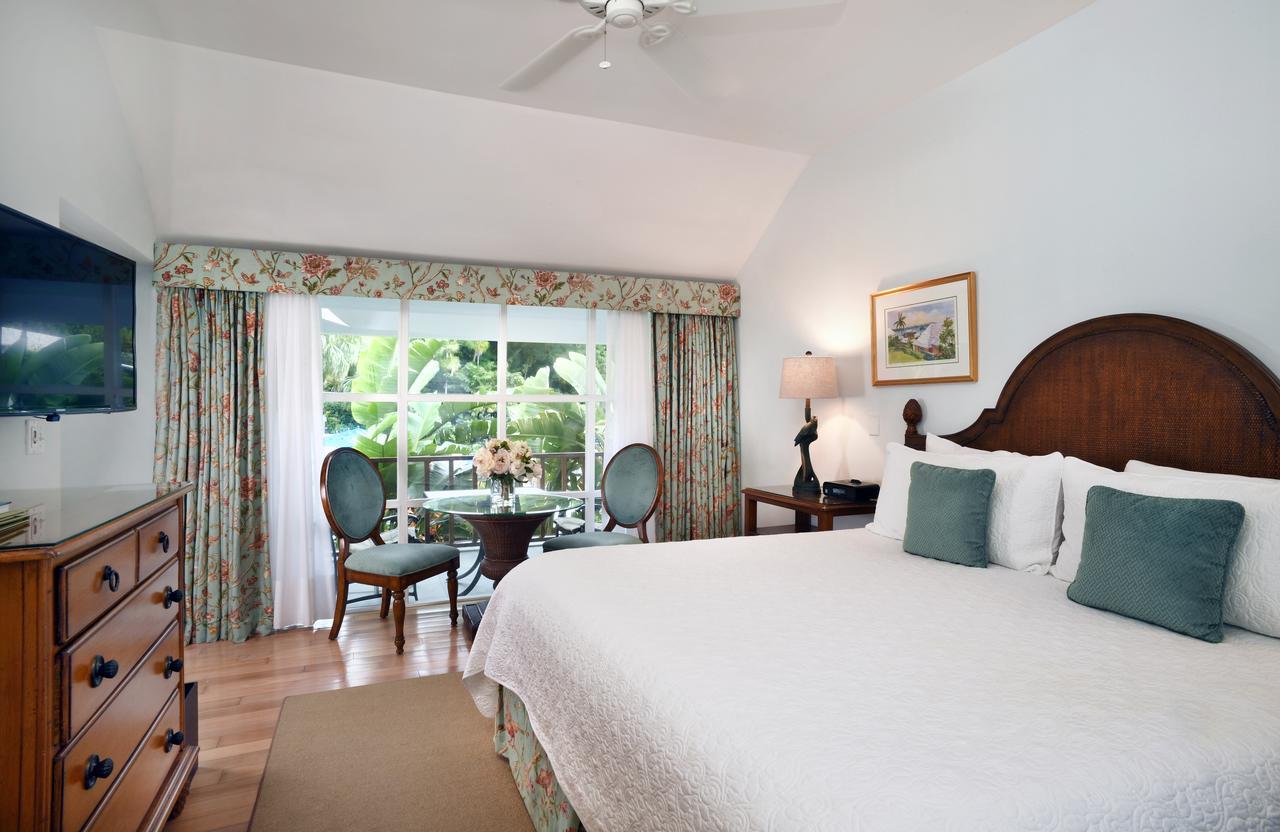 Rosedon Hotel Pembroke Екстериор снимка