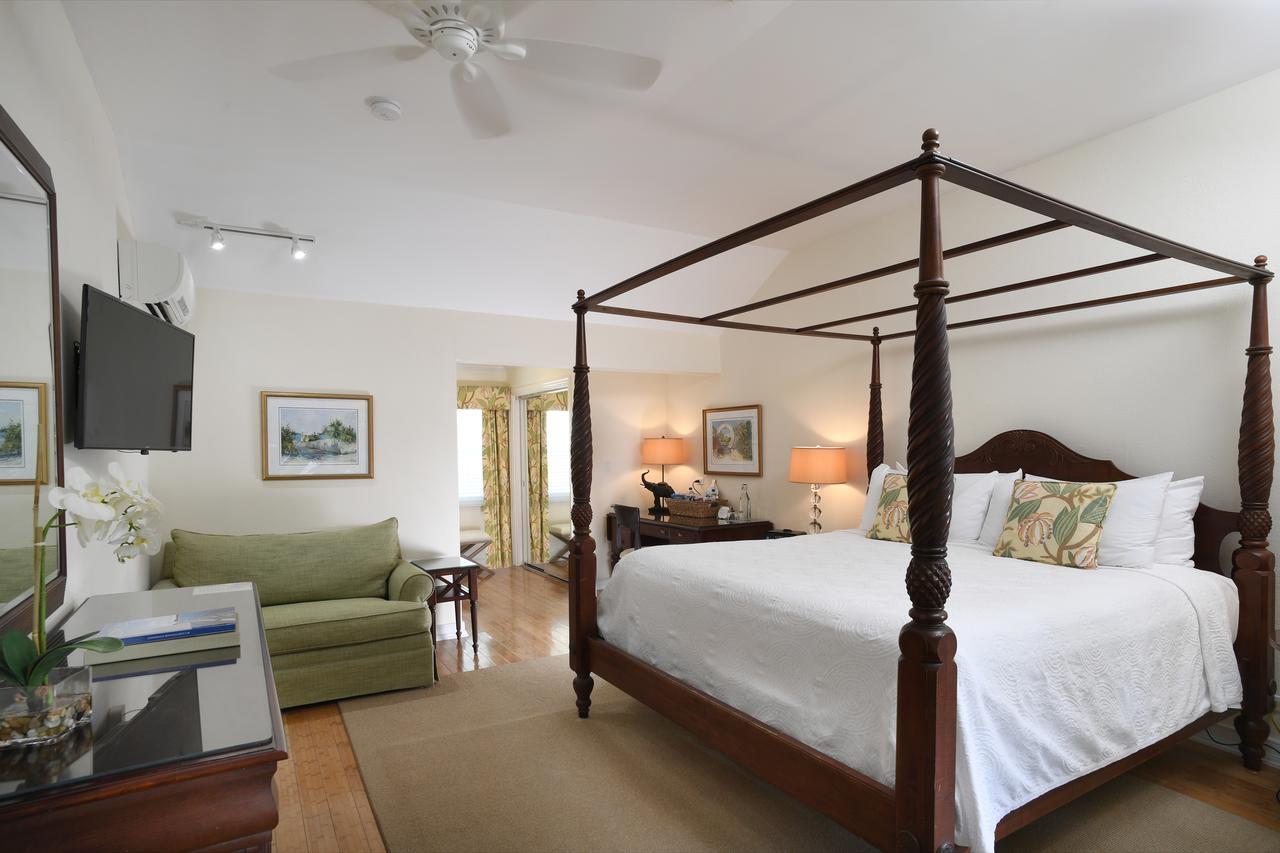 Rosedon Hotel Pembroke Екстериор снимка