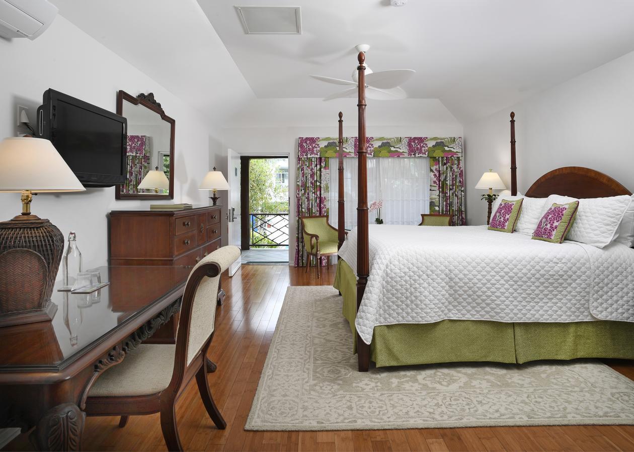 Rosedon Hotel Pembroke Екстериор снимка