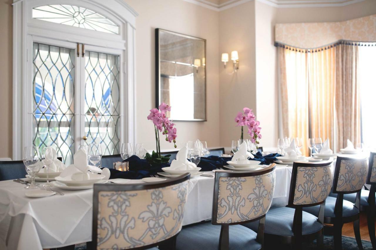 Rosedon Hotel Pembroke Екстериор снимка